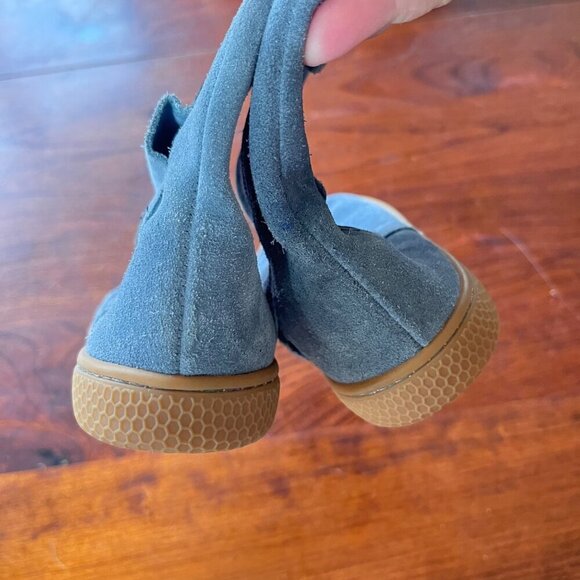 Livie & Luca Grey Suede Childrens Boots With‎ Rubber Soles Size 7 - Picture 4 of 7